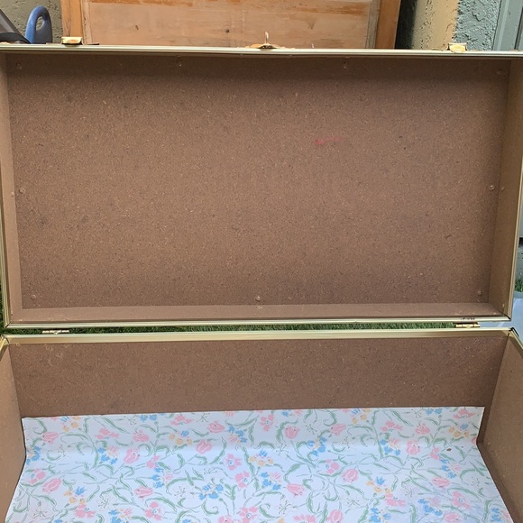 Footlocker 30” teal green - Picture 6 of 6